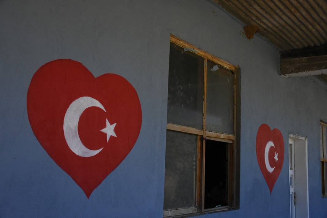 Konya'da 13 yıllık muhtardan göğüs kabartan çizim! Kafaya koymuş ilçedeki her eve sevdasını kazıyacak 7